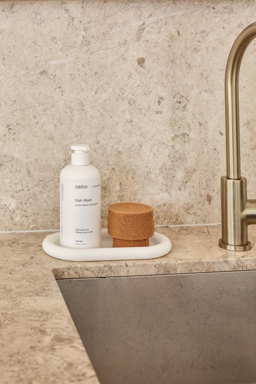 DESIGNSTUFF Bubble Tray in white