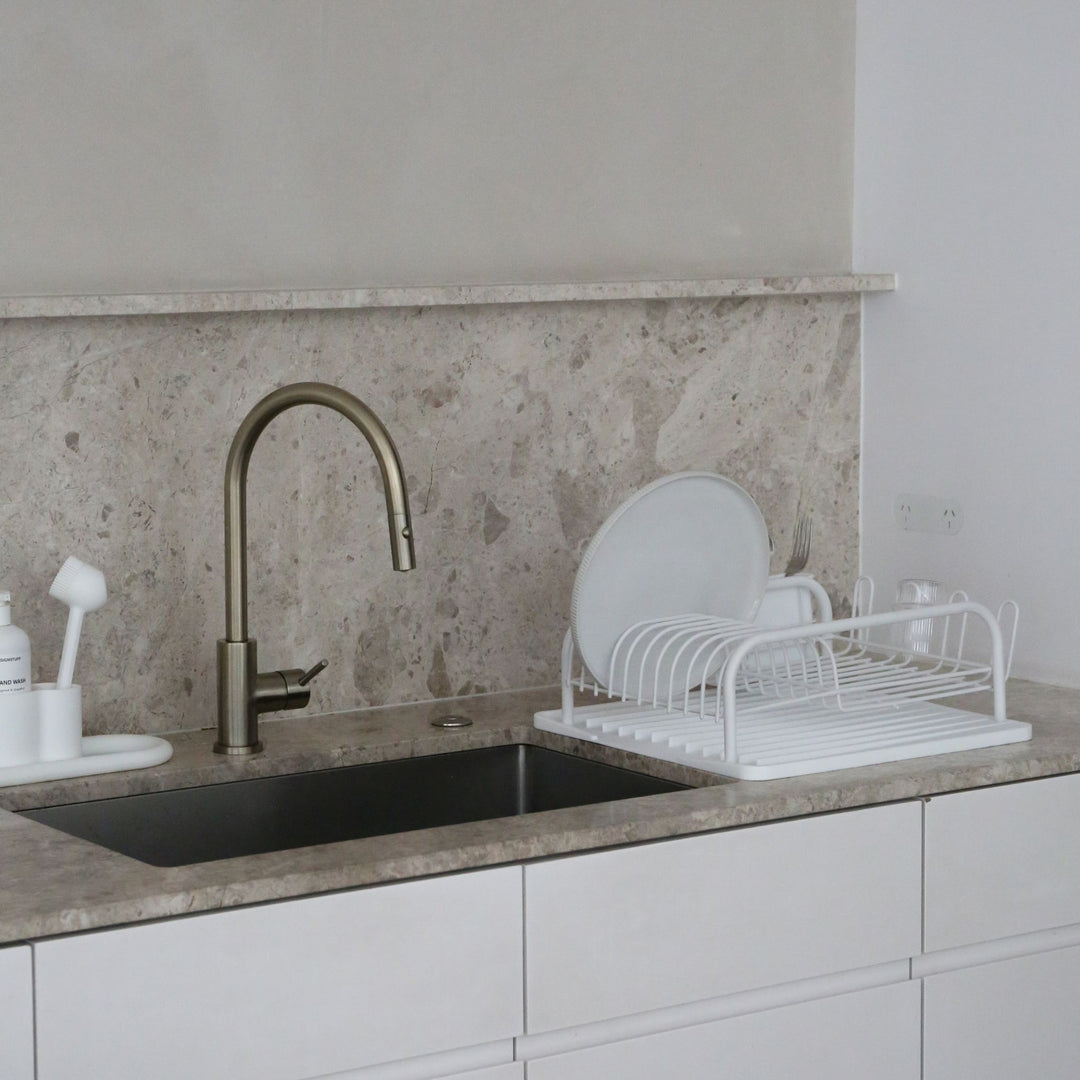 COMING SOON │ DESIGNSTUFF DRIP Curve Dish Rack, White