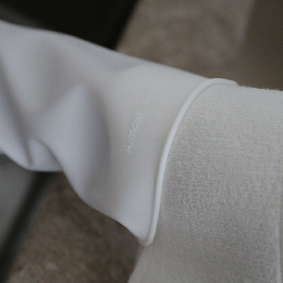 COMING SOON │ DESIGNSTUFF ETTA Silicone Dish Gloves, White